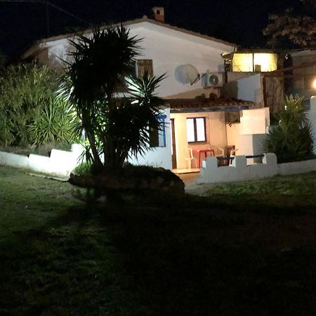 Sarrala Lägenhet Tertenìa Exteriör bild